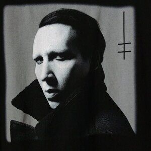 2018 Heaven Upside Down Tour Short Sleeve Tee L